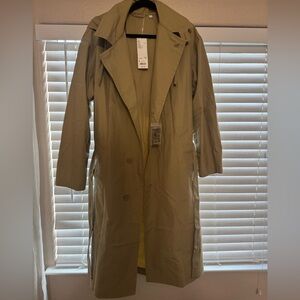Stylish Tan/Khaki Trench Coat